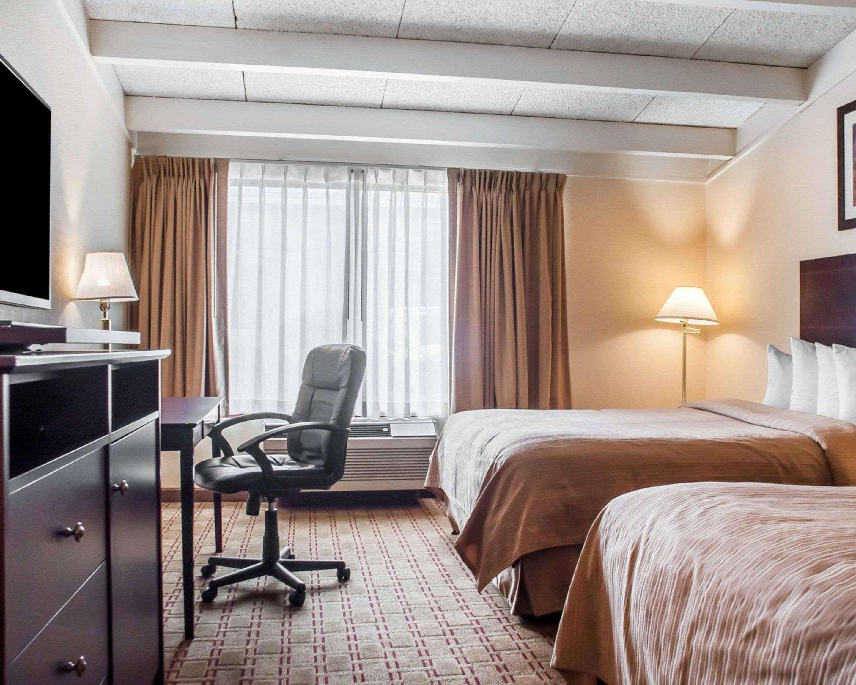 Quality Inn Airport Cheektowaga Dış mekan fotoğraf