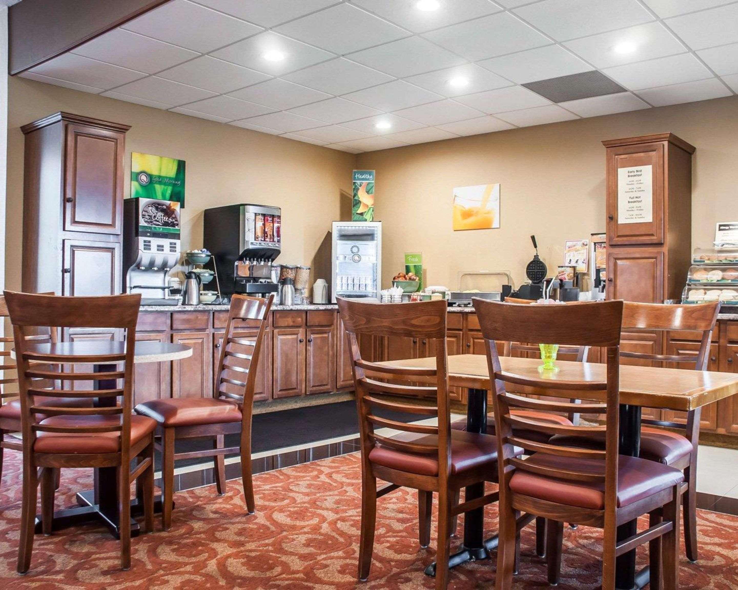 Quality Inn Airport Cheektowaga Dış mekan fotoğraf