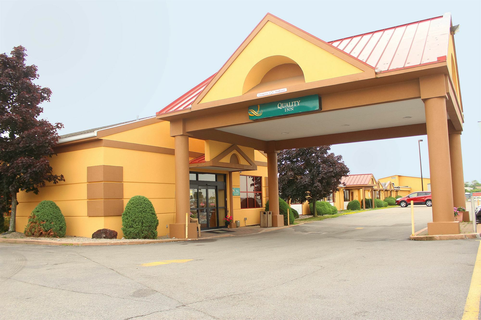 Quality Inn Airport Cheektowaga Dış mekan fotoğraf
