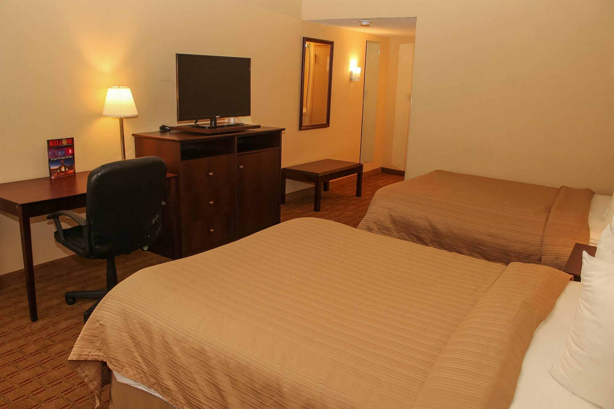 Quality Inn Airport Cheektowaga Dış mekan fotoğraf